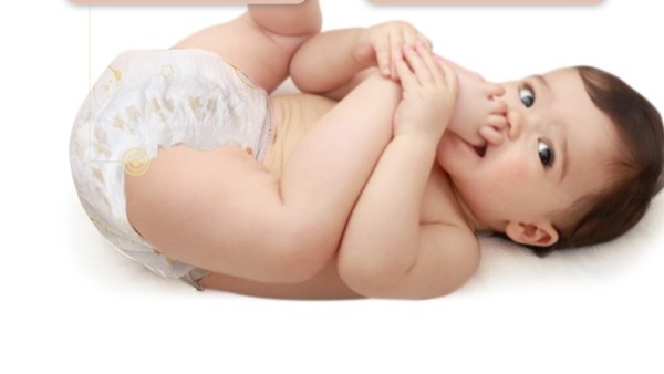 3招助你为宝宝选择最合适的婴儿纸尿裤